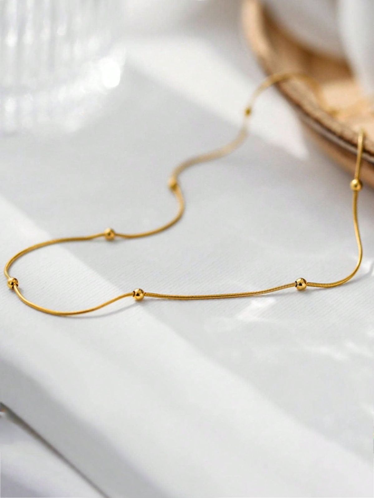 Bead chain necklace