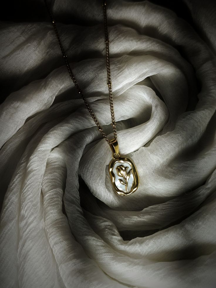 White Floral Necklace