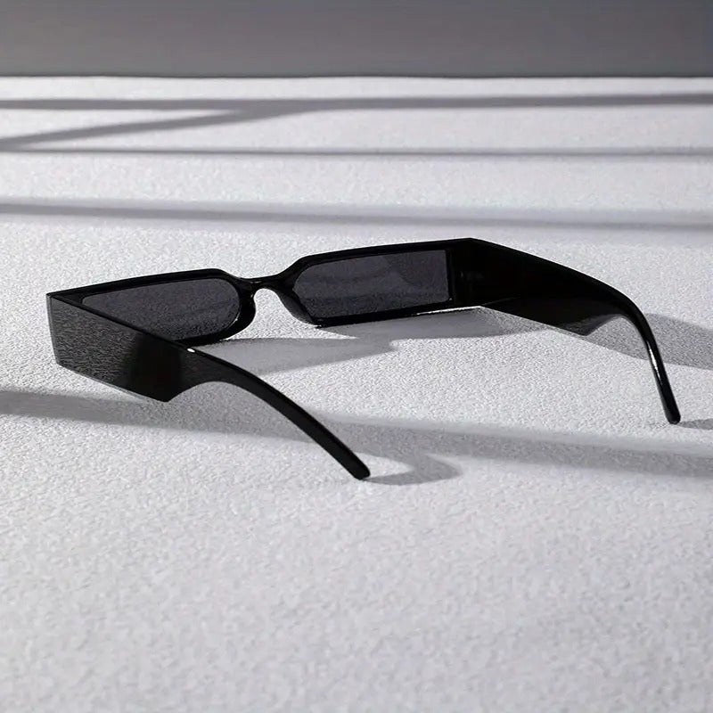 Retro Framed Fashion Glasses