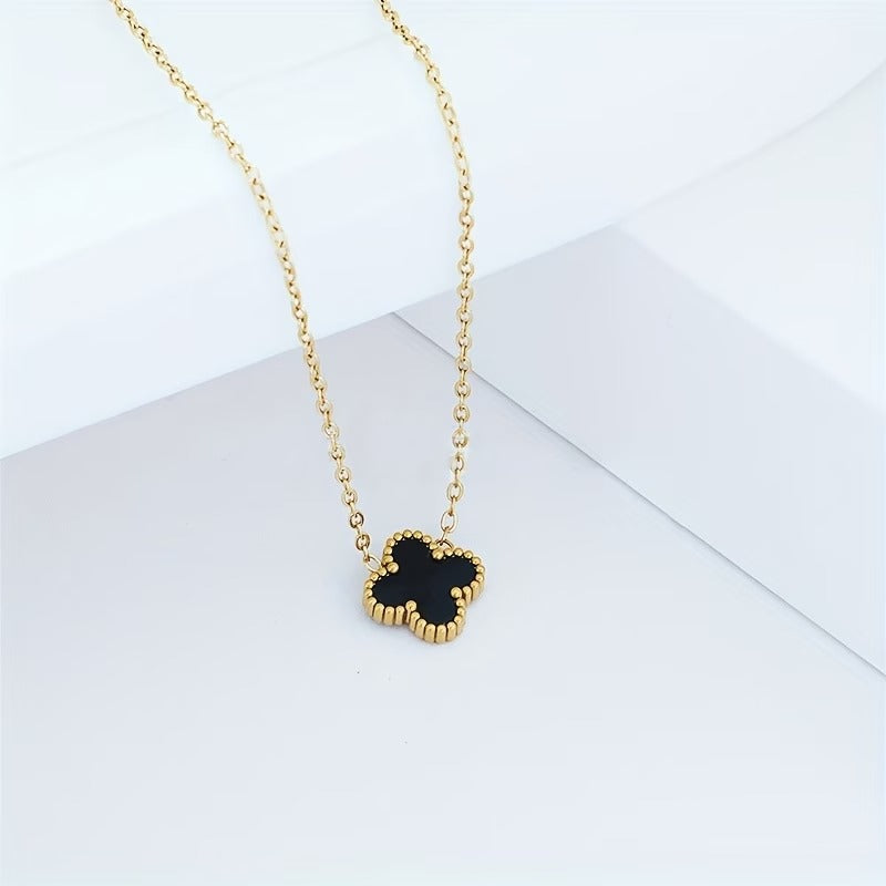 Clover Minimalist Necklace